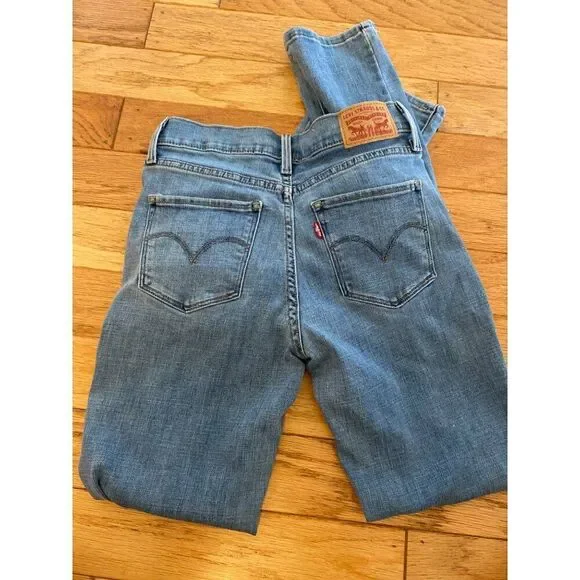 Levi's 312 Shaping Slim light wash juniors mid rise skinny jeans size 25 - Picture 4 of 9